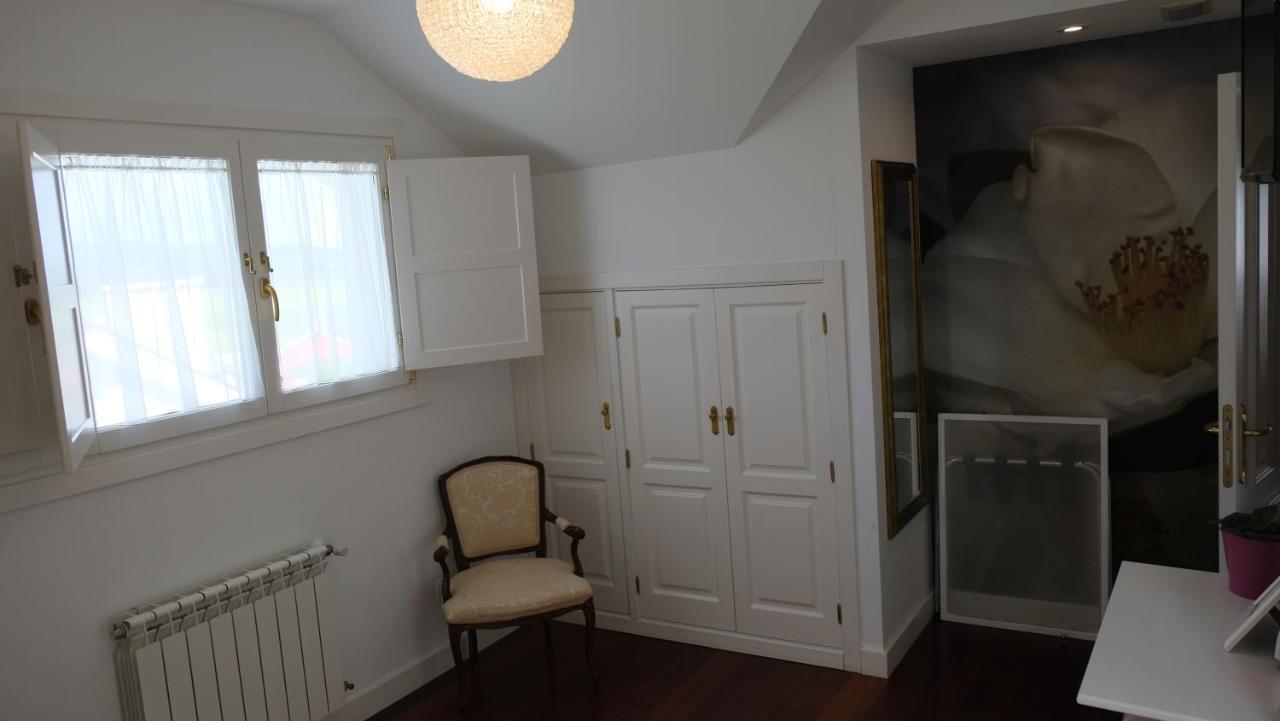 Hotel La Casa De Las Camelias Бусто Экстерьер фото