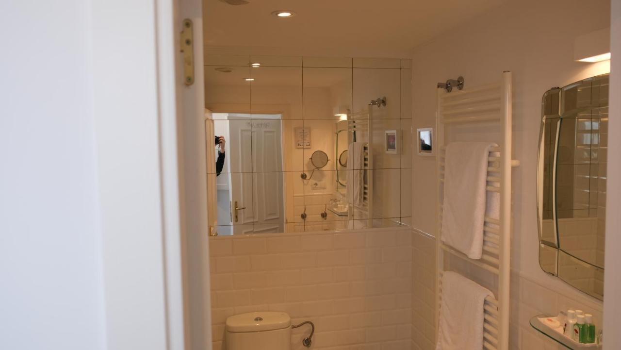 Hotel La Casa De Las Camelias Бусто Экстерьер фото